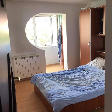 Apartament Apartment รึมนิคูวัลเจีย ภายนอก รูปภาพ